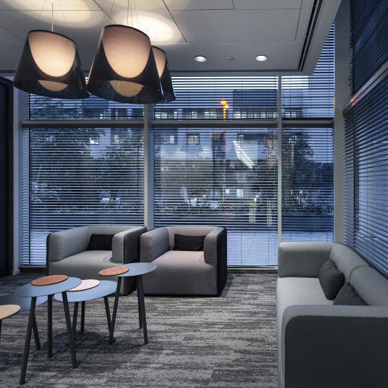 ספות וכורסאות SHO, שולחנות קפה CLOUD