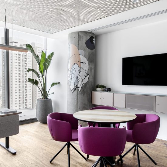 כסא כורסה NOT