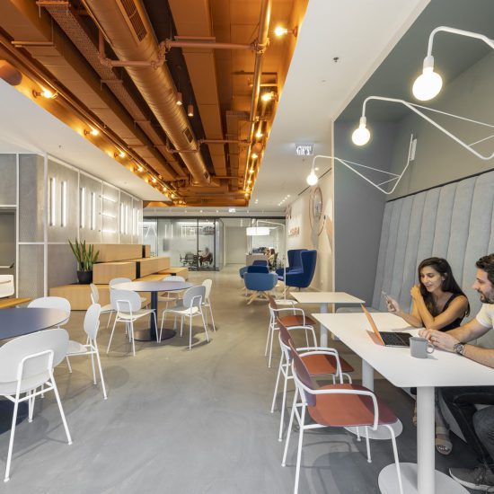 כסא TONDINA, שולחן FLAT