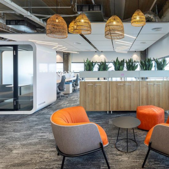 כורסאות GARLIC, שולחן קפה RING