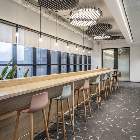 כסאות VARYA BAR