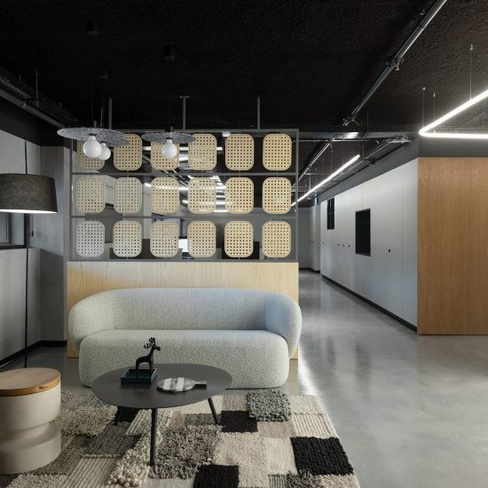 בתמונה כורסא דגם SWELL מפרויקט TYTOCARE